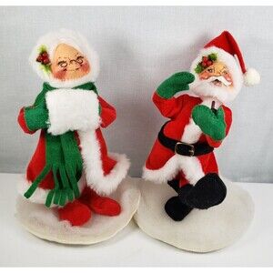 Annalee Dolls  Mr & Mrs Santa 1990 approx. 8" Tall